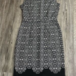 New York & Company Black and White Patterned Midi Dress
